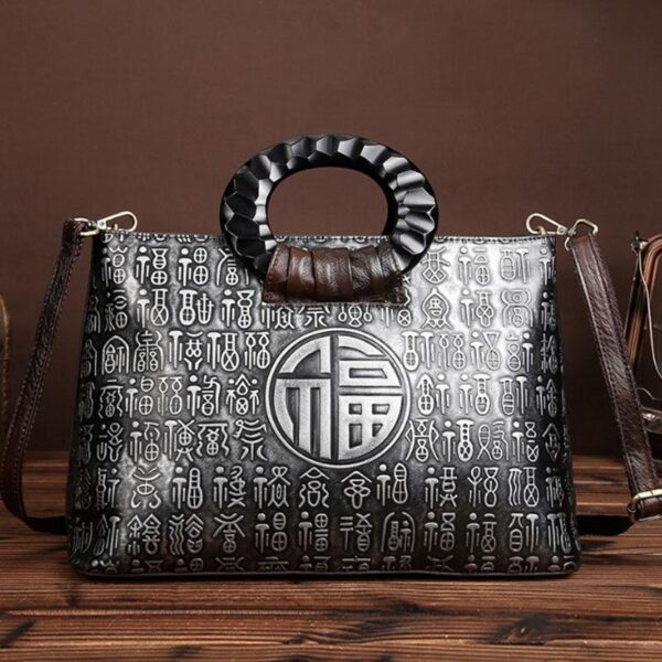 CO12 - WOMEN'S FASHION BAG.