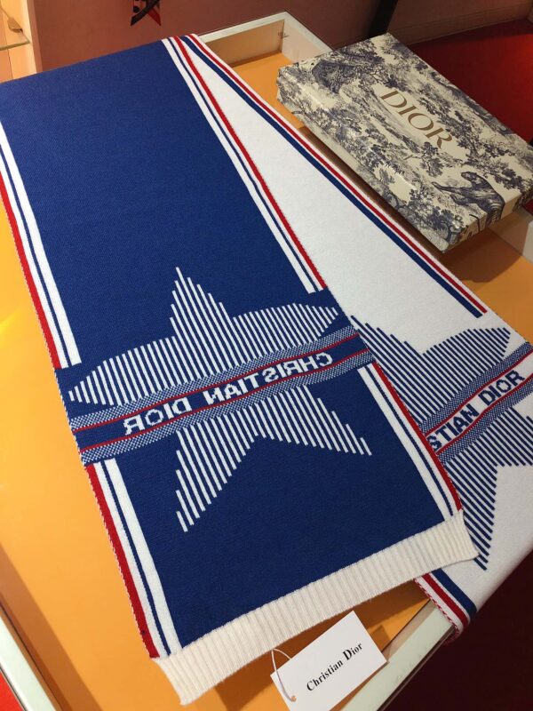 Dior Dioralps Reversible White/Blue Wool and Cashmere Scarf 200cm/79in 