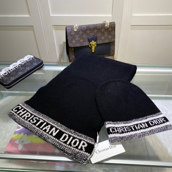 Dior Pompom Beanie & Scarf Set In Black