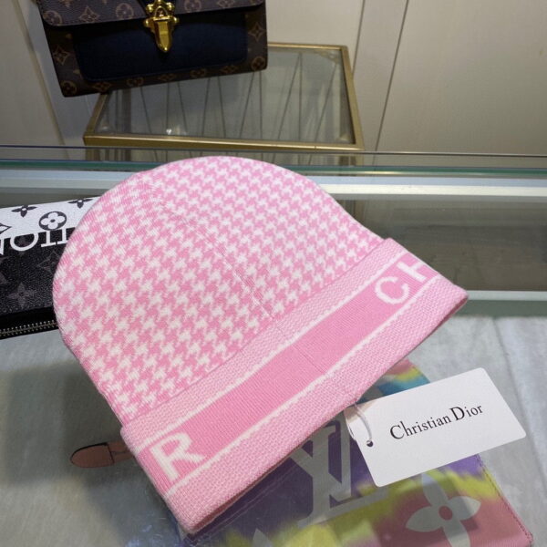 Dior Pompom Beanie In Pink