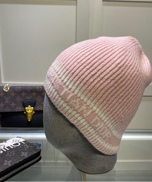 Dior Pompom Beanie In Pink