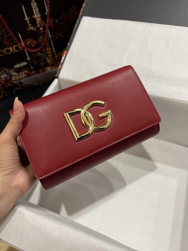 Dolce & Gabbana 3.5 Clutch Burgundy For Women 8.3in/21cm DG