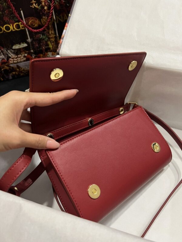 Dolce & Gabbana 3.5 Clutch Burgundy For Women 8.3in/21cm DG