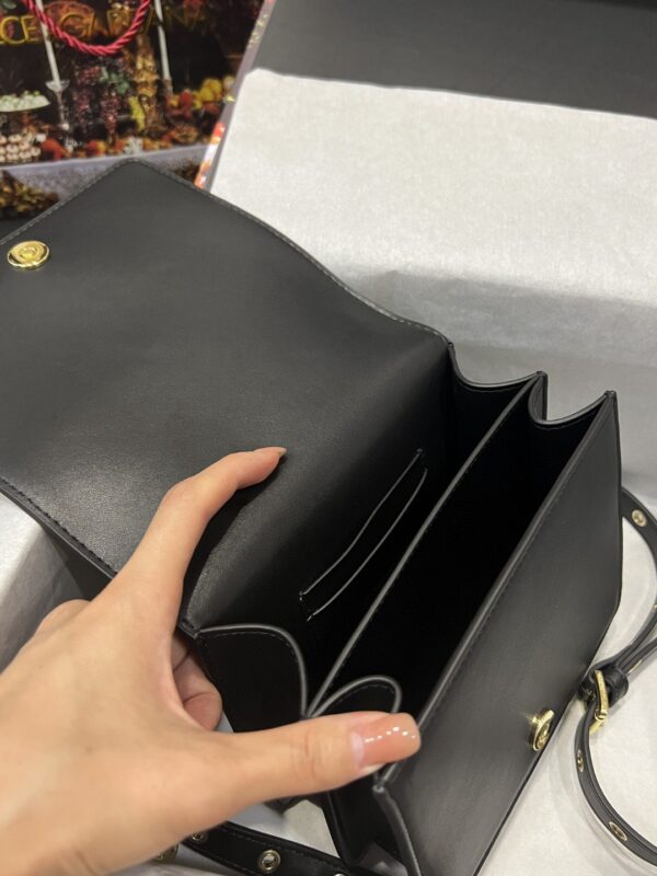 Dolce & Gabbana Crossbody 3.5 Bag Black For Women 6.9in/18cm DG BB7037AW57680999