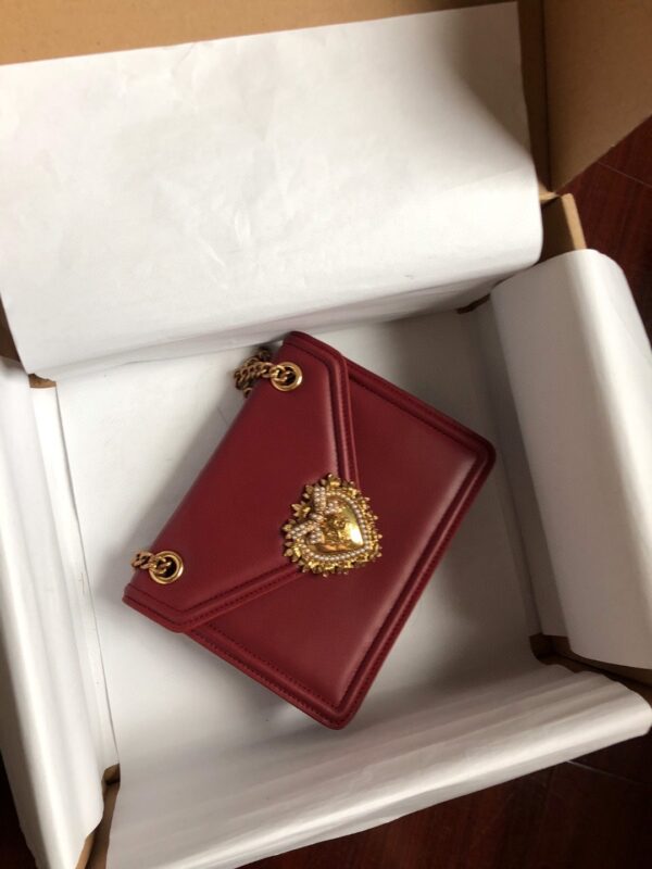 Dolce & Gabbana Medium Devotion Bag Burgundy For Women 8.1in/20.5cm DG