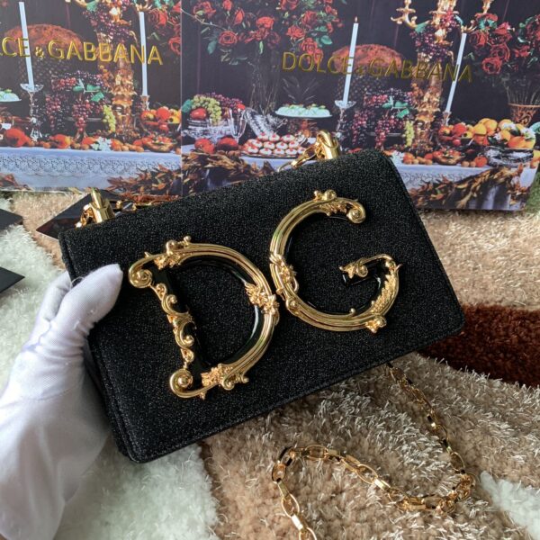 Dolce & Gabbana Nappa DG Girls Shoulder Bag Black For Women 8.3in/21cm DG BB6498AZ80180999