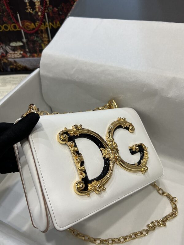 Dolce & Gabbana Nappa DG Girls Shoulder Bag White For Women 8.3in/21cm DG BB6498AZ80180001