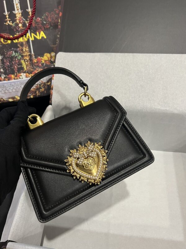 Dolce & Gabbana Small Devotion Bag In Plain Black For Women 7.5in/19cm DG BB6711AV89380999