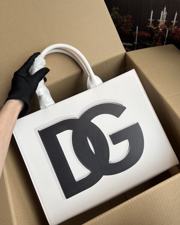 Dolce & Gabbana Small DG Daily Shopper With DG Logo Print White For Women 14.6in/37cm DG
