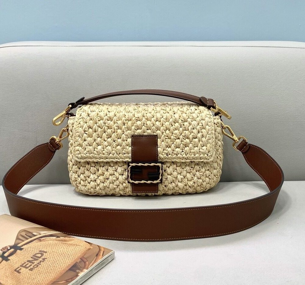 1:1 Replica Fendi Baguette 28cm