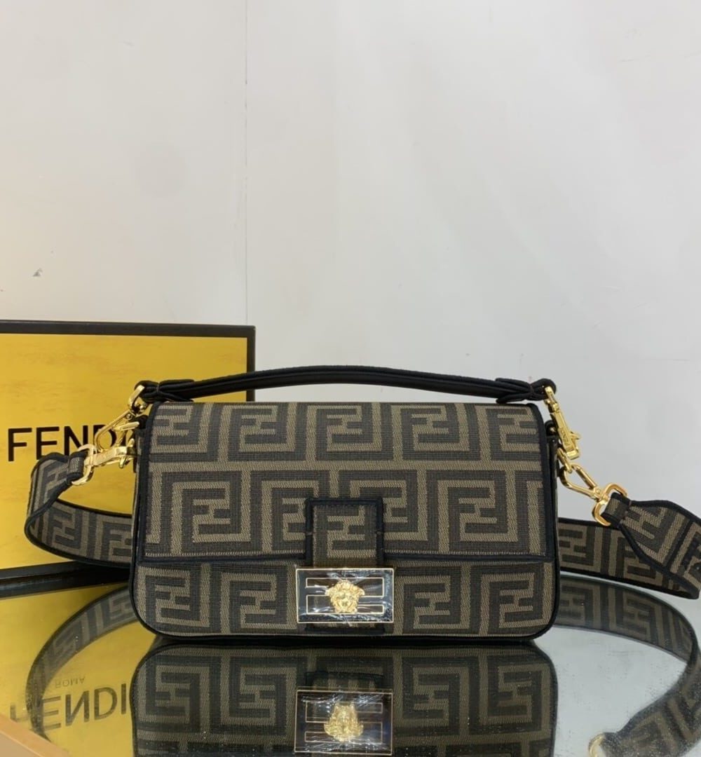 1:1 Replica Fendi Baguette Brown fabric Brown Medium Bag For Woman 27cm/10.5in