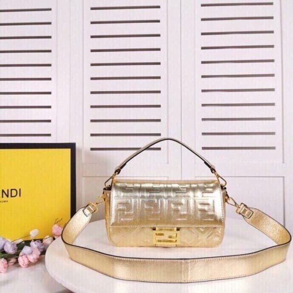 1:1 Replica Fendi Baguette Chain Midi Medium Gold Bag For Woman 26cm/10in