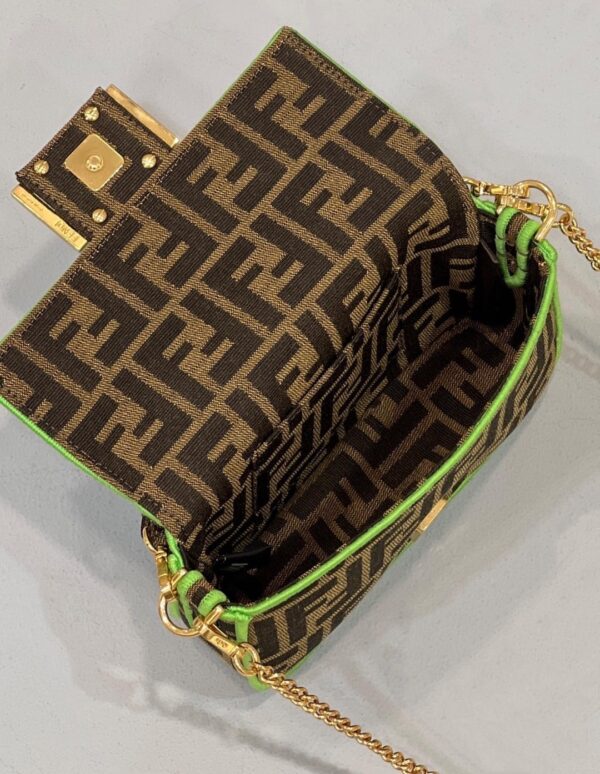 1:1 Replica Fendi Baguette Small Brown Fabric Green Border Bag For Woman 18cm/7in