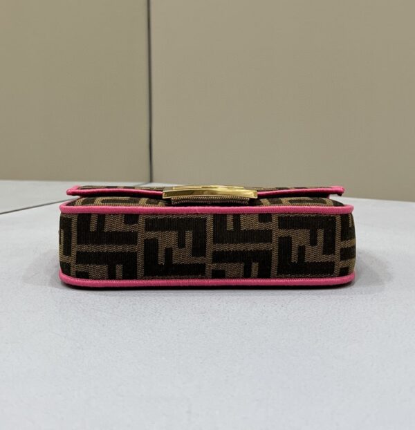 1:1 Replica Fendi Baguette Small Brown Fabric Pink Border Bag For Woman 18cm/7in