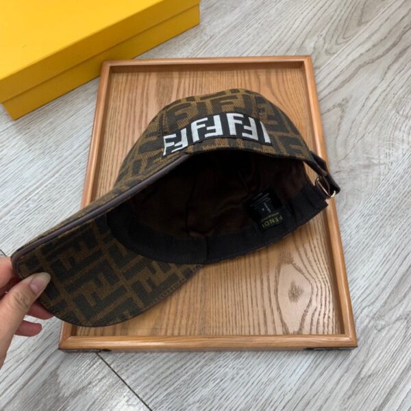 Fendi Baseball Cap Brown Fendi Cap