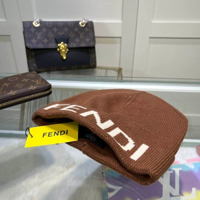 fendi beanie in brown i99bq