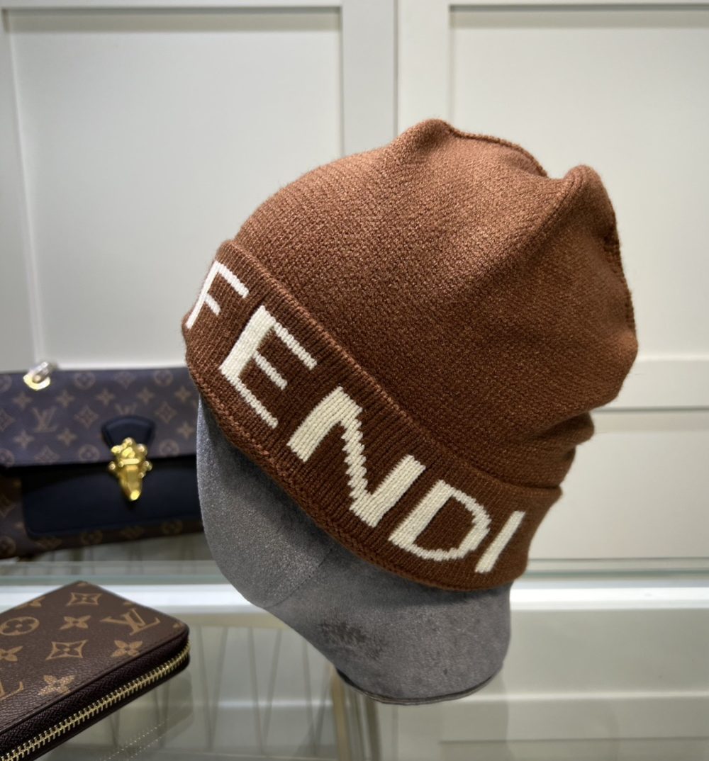 Fendi Beanie In Brown