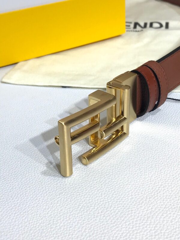 1:1 Replica Fendi Belt Brown FF Women Belt 7C034470