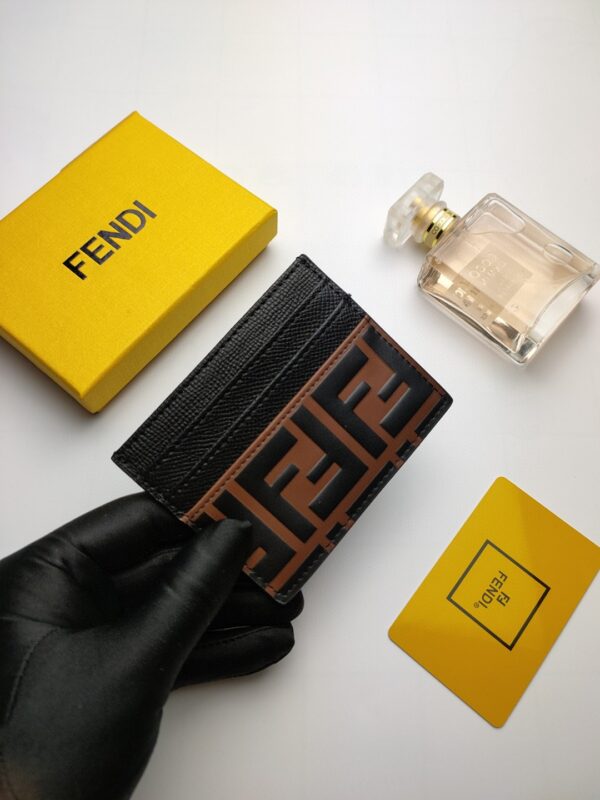 1:1 Replica Fendi Card Case Brown With Black Card Slots For Men 4in/10cm FF