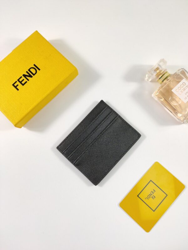 1:1 Replica Fendi Card Case Flat black For Men 4in/10cm FF 8M0445A18BF0KUR