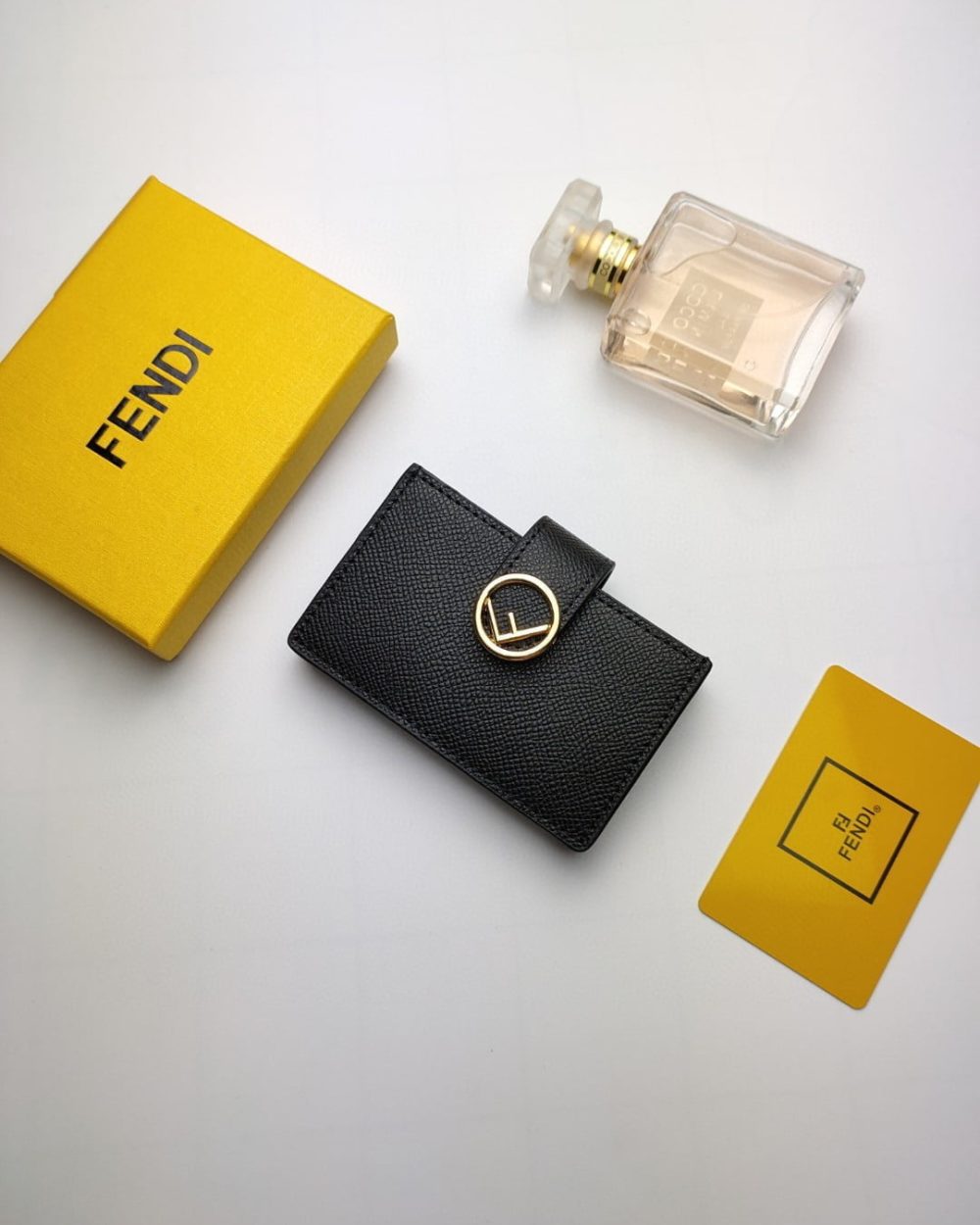 1:1 Replica Fendi Card Holder Black With Black Gusseted Card Holder For Women 4in/10cm FF 8M0301A18BF0KUR