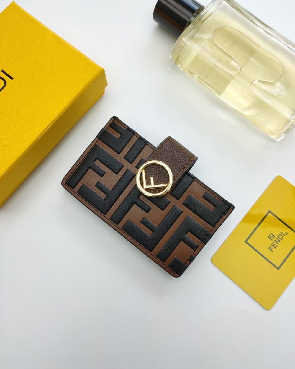 1:1 Replica Fendi Card Holder Brown With Brown Gusseted Card Holder For Men 4in/10cm FF 8M0301AAFMF13VK