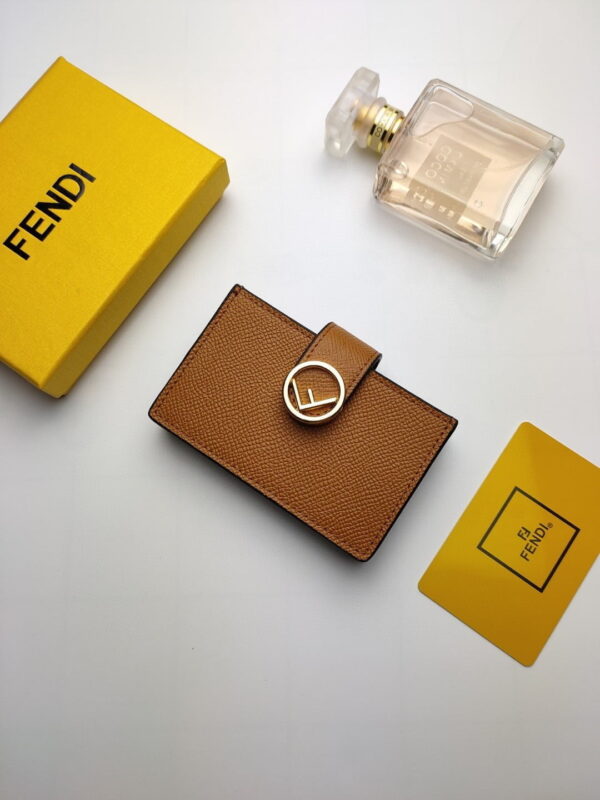 1:1 Replica Fendi Card Holder Brown With Brown Gusseted Card Holder For Women 4in/10cm FF