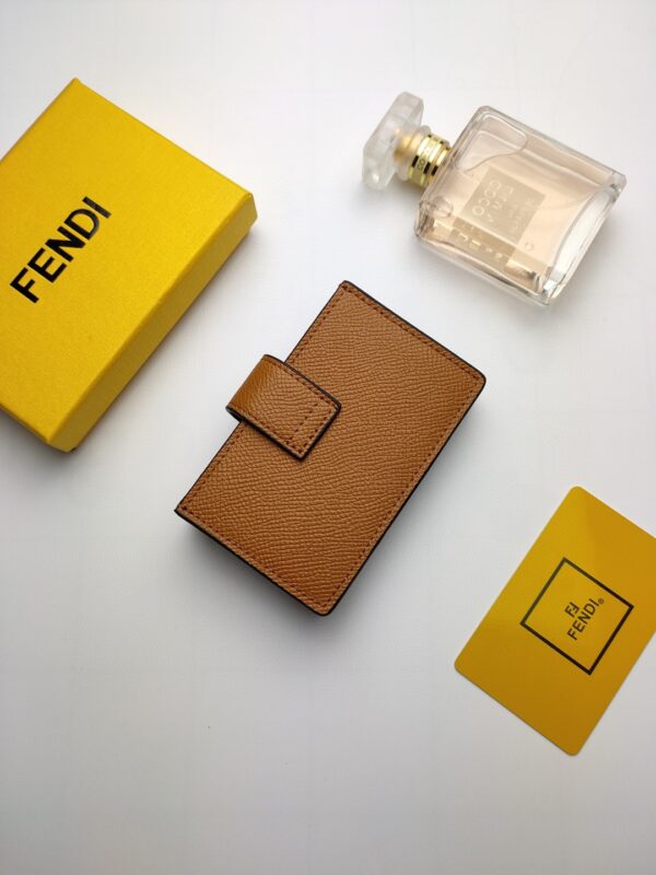 1:1 Replica Fendi Card Holder Brown With Brown Gusseted Card Holder For Women 4in/10cm FF