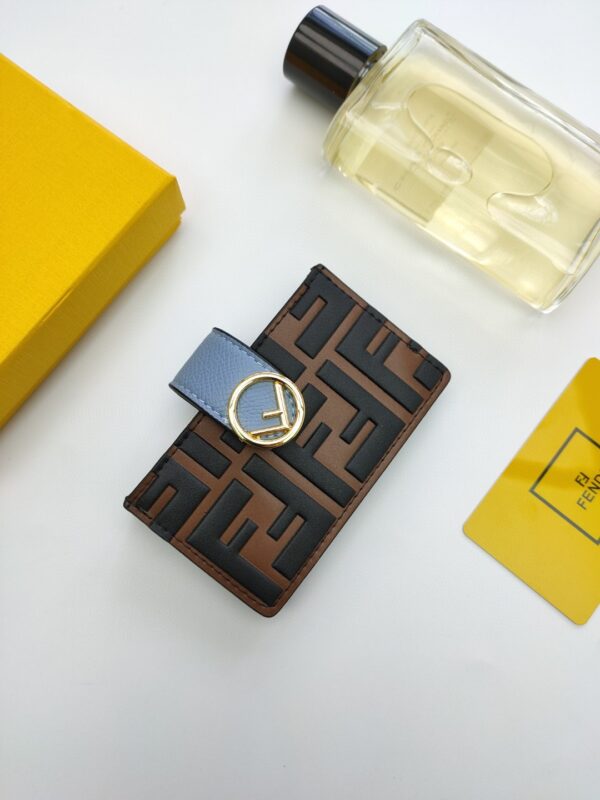 1:1 Replica Fendi Card Holder Brown With Cloud Blue Gusseted Card Holder For Women 4in/10cm FF