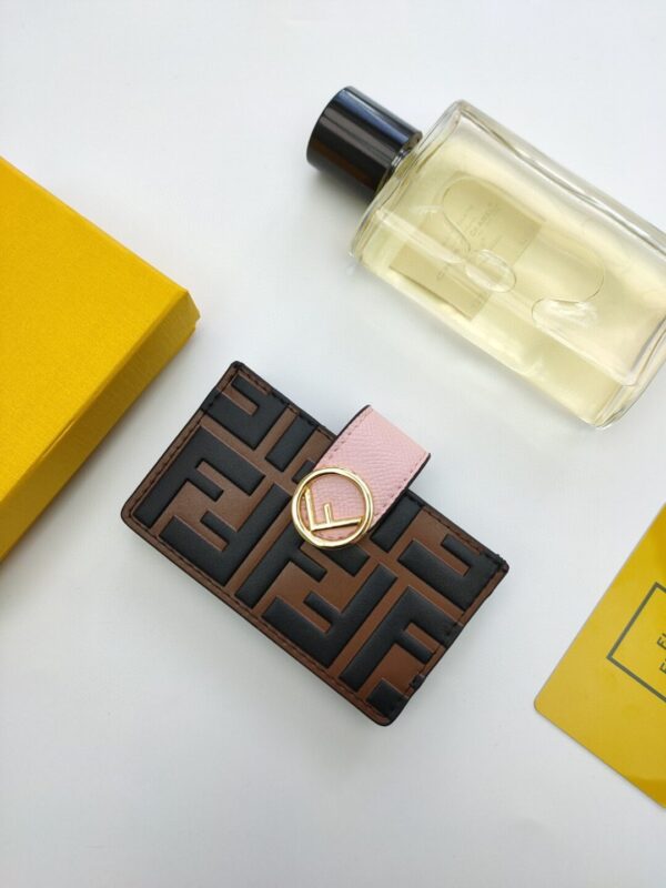 1:1 Replica Fendi Card Holder Brown With Pink Gusseted Card Holder For Women 4in/10cm FF