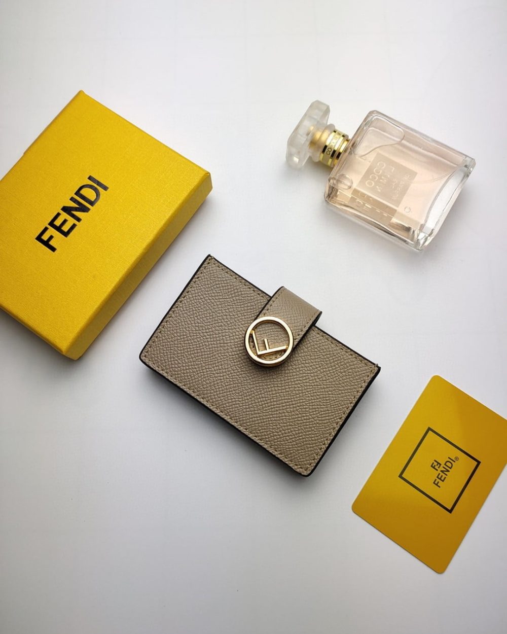 1:1 Replica Fendi Card Holder Light Grey With Light Grey Gusseted Card Holder For Women 4in/10cm FF 8M0301A18BF0E65