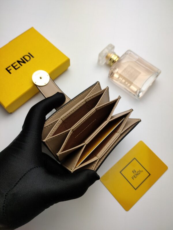 1:1 Replica Fendi Card Holder Light Grey With Light Grey Gusseted Card Holder For Women 4in/10cm FF 8M0301A18BF0E65