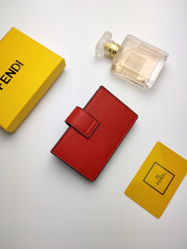1:1 Replica Fendi Card Holder Red With Red Gusseted Card Holder For Women 4in/10cm FF