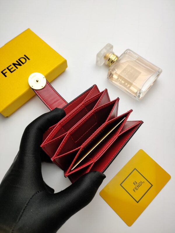 1:1 Replica Fendi Card Holder Red With Red Gusseted Card Holder For Women 4in/10cm FF