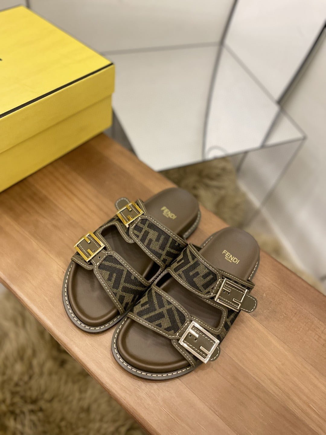 Fendi Feel Slides Brown For Women