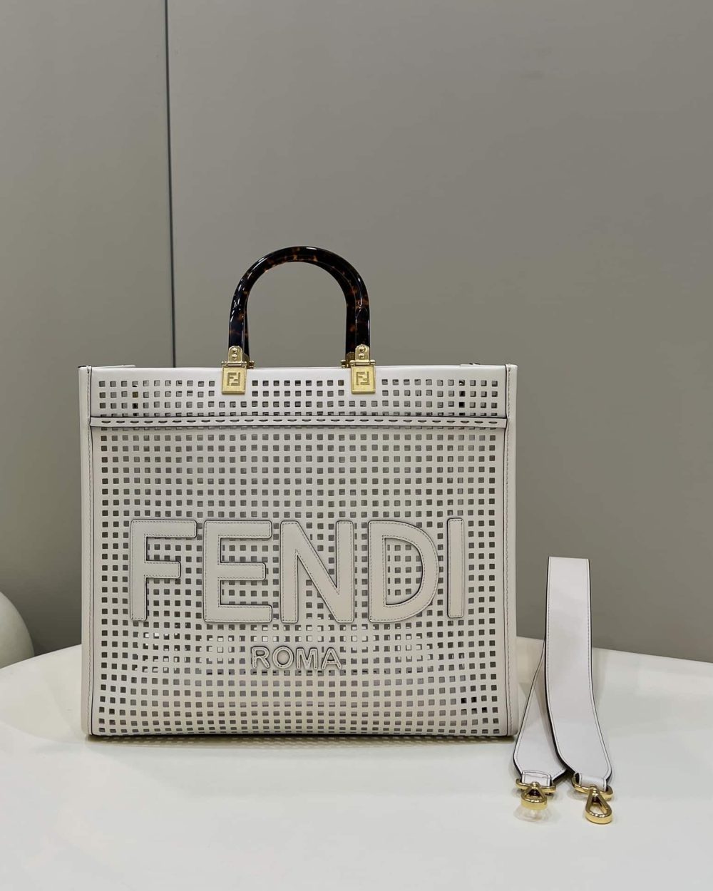 1:1 Replica Fendi Fendi Sunshine Medium Two-toned perforated Bag For Woman 37cm/14.5in