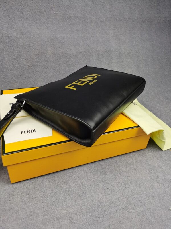 1:1 Replica Fendi Flat Pouch Black For Men 27cm/10.5in FF