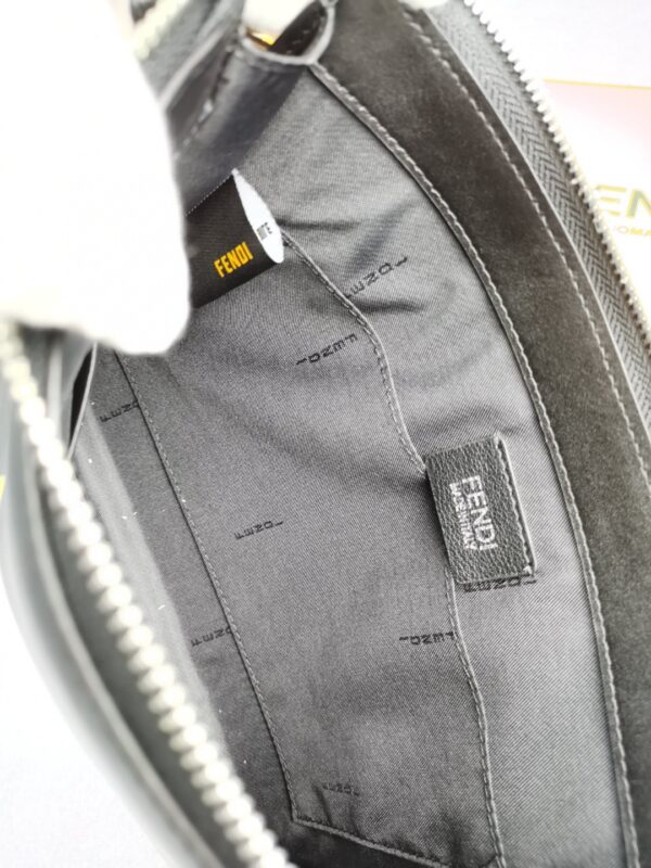 1:1 Replica Fendi Flat Pouch Black For Men 27cm/10.5in FF