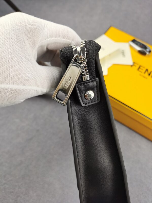 1:1 Replica Fendi Flat Pouch Black Nappa Pouch For Men 27cm/10.5in FF 7VA491A72VF0GXN