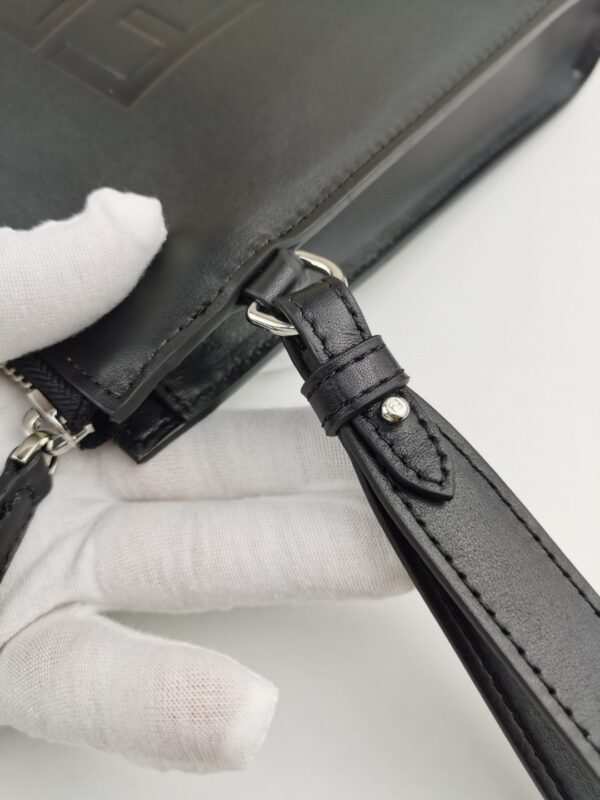 1:1 Replica Fendi Flat Pouch In Black For Men 27cm/10.5in FF 7VA491AFBFF0GXN