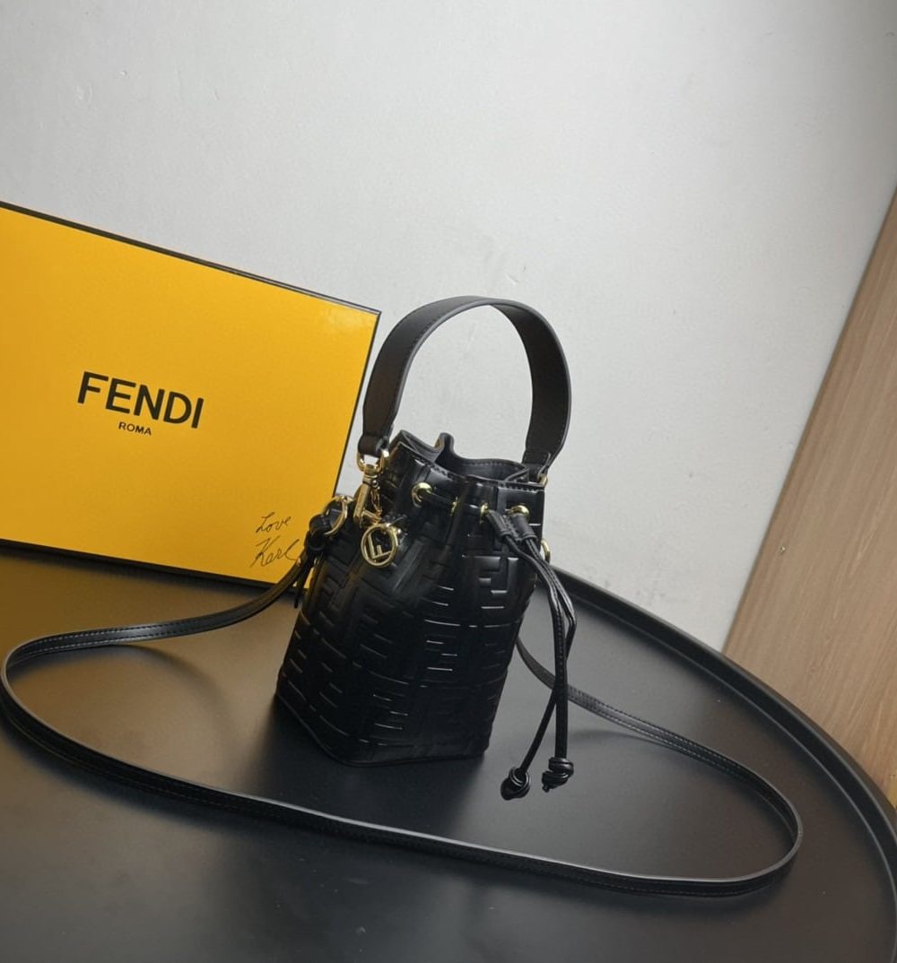 1:1 Replica Fendi Mon Tresor Black Mini Bag For Woman 18cm/7in 8BS010A3ZGF0KUR