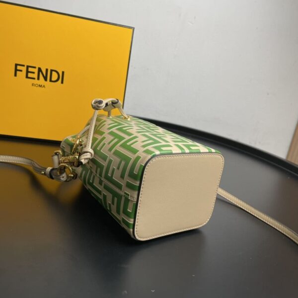 1:1 Replica Fendi Mon Tresor Green Mini Bag For Woman 18cm/7in