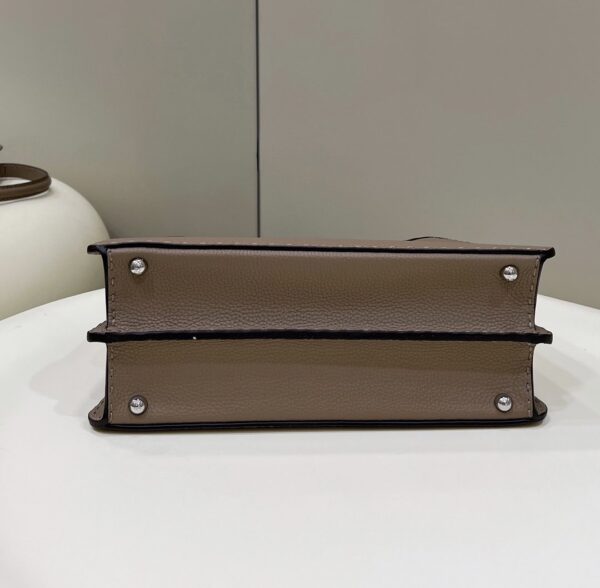 1:1 Replica Fendi Peekaboo ISeeU Medium Brown For Women, Women's Handbags, Shoulder Bags 13.1in/33.5cm FF