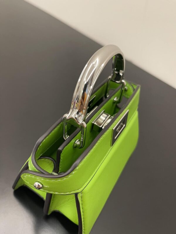 1:1 Replica Fendi Peekaboo ISeeU Petite Green Micro Bag For Woman 11cm/4.5in