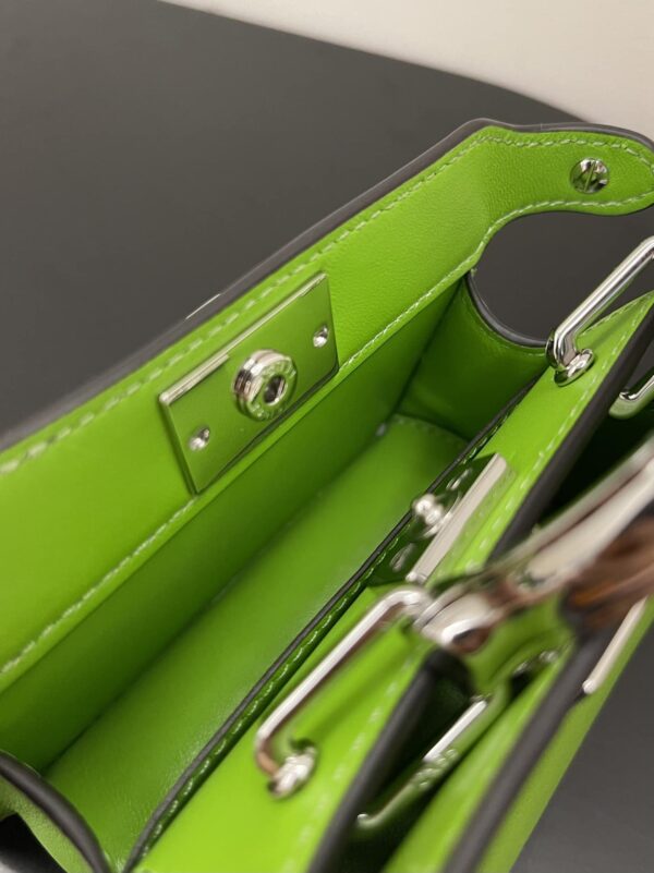 1:1 Replica Fendi Peekaboo ISeeU Petite Green Micro Bag For Woman 11cm/4.5in