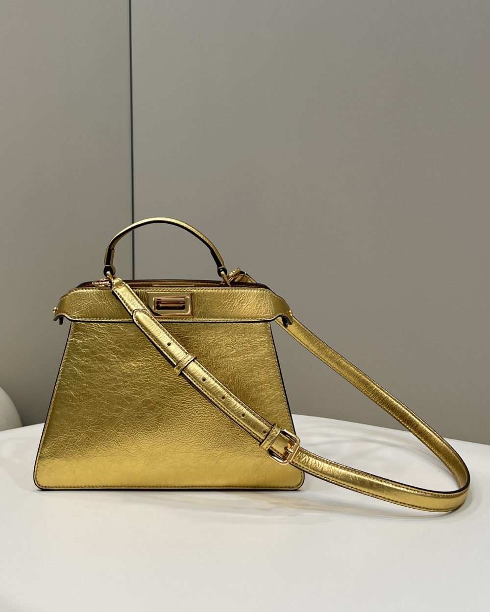 1:1 Replica Fendi Peekaboo Small Gold Bag For Woman 27cm/11in