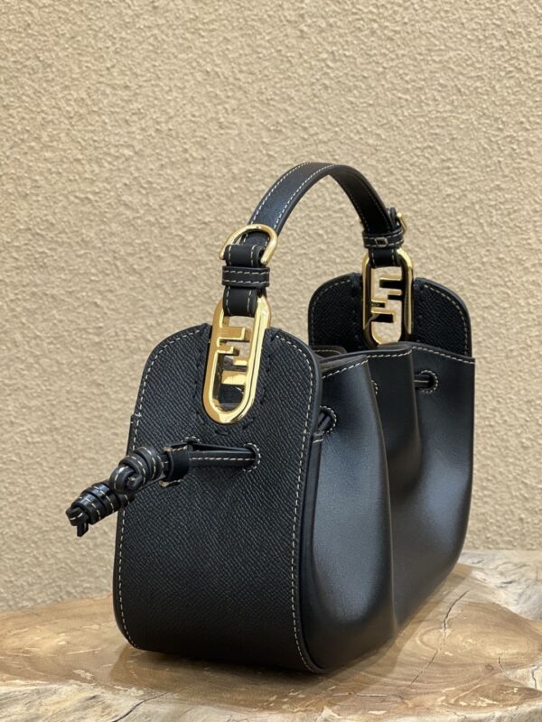 1:1 Replica Fendi Pomodorino Black Mini Bag For Woman 17cm/6.5in