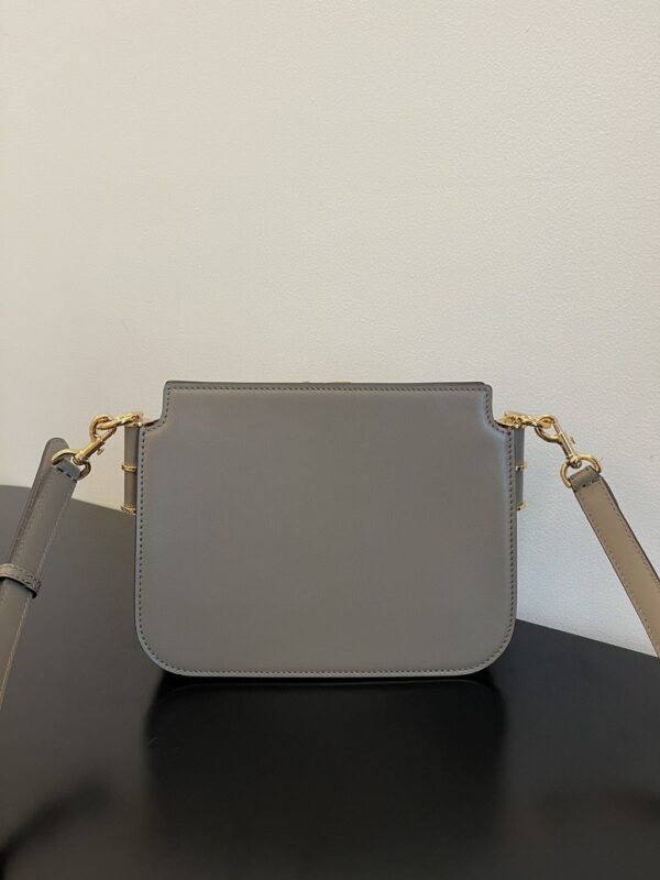 1:1 Replica Fendi Touch Gray Bag For Woman 19cm/7.5in