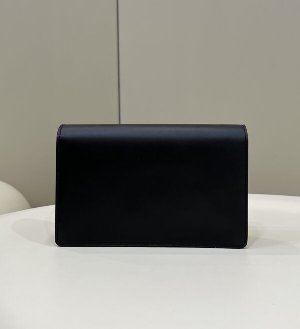 1:1 Replica Fendi Wallet On Chain Mini Black Bag For Woman 13.5cm/5.5in