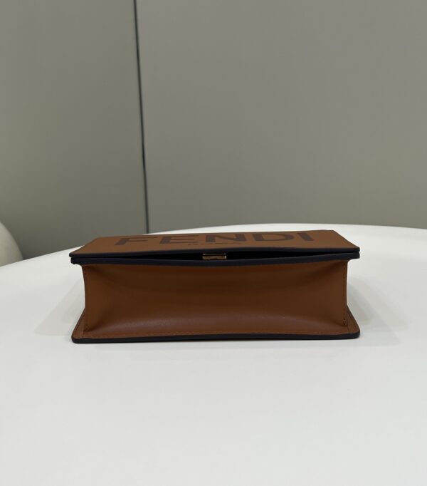 1:1 Replica Fendi Wallet On Chain Mini Brown Bag For Woman 13.5cm/5.5in